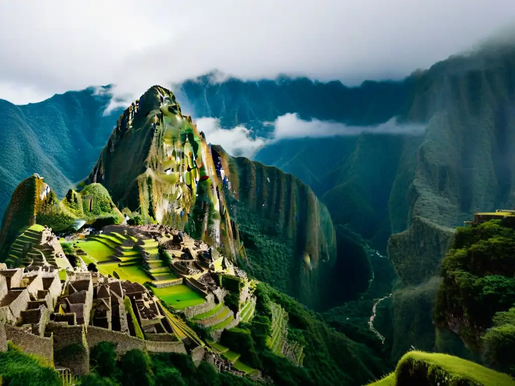 Machu Picchu: Ruinas ancestrales envueltas en misterio Misteriosas ruinas de Machu Picchu en la niebla, mostrando su arquitectura inca